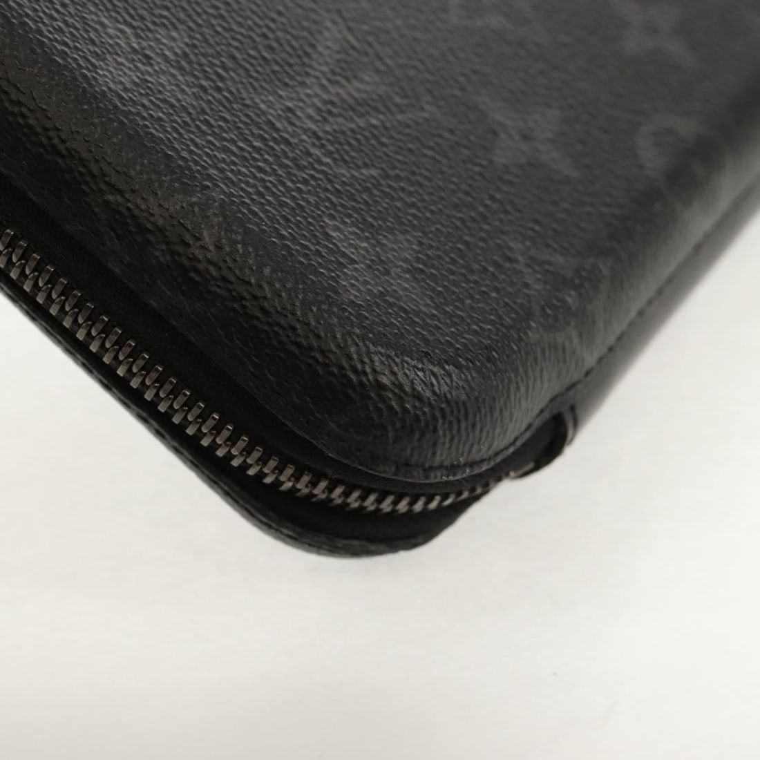 LOUIS VUITTON Monogram Eclipse iPad Case M61870 Auth Box - 15