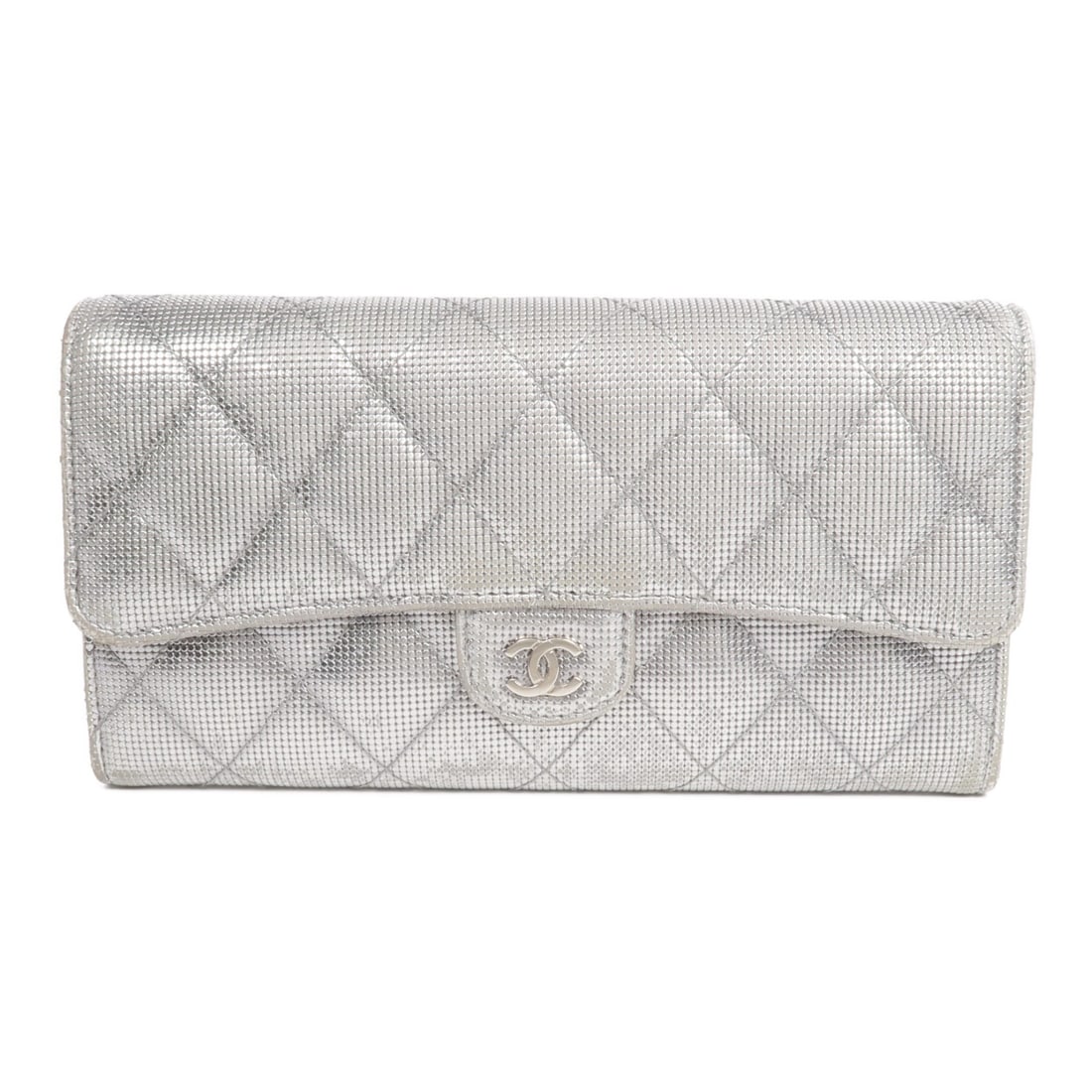 Chanel Calfskin Bifold Wallet Silver CC Logo Long Style: Chanel Calfskin Bifold Wallet Silver CC Logo Long Style This CHANEL long wallet features a bifold design crafted from calfskin leather in a silver color. It offers both style and functionality for wom