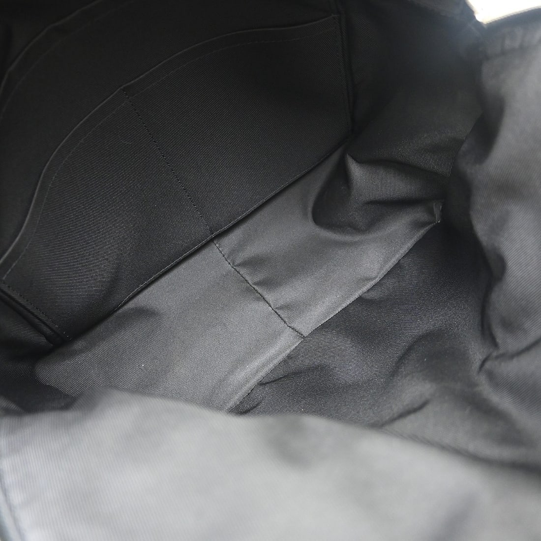 Louis Vuitton Discovery Monogram Eclipse Taiga Backpack - 6