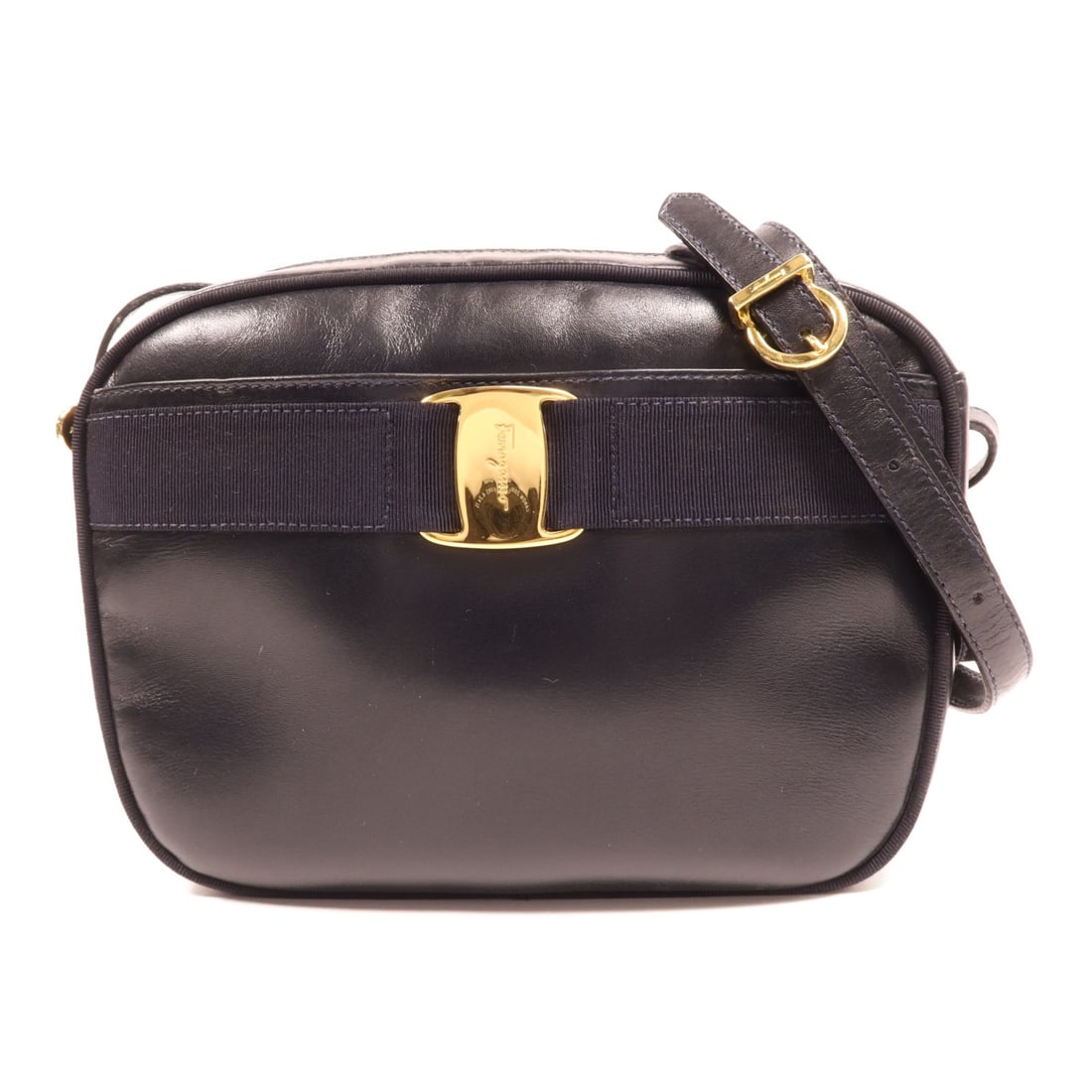 Salvatore Ferragamo Black Calfskin Shoulder Bag GHW: Salvatore Ferragamo Black Calfskin Shoulder Bag GHW This Salvatore Ferragamo shoulder bag is crafted from black calfskin leather and features gold-tone hardware. Designed for women, the bag offers a c