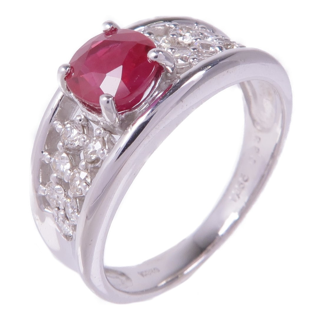 JEWELRY Ruby Diamond Ring in 18K White Gold Size 6.25: JEWELRY Ruby Diamond Ring in 18K White Gold Size 6.25 This exquisite Ruby and Diamond Ring showcases a stunning ruby as the centerpiece, elegantly set in 18K white gold. The ring, sized at US 6.25, fe