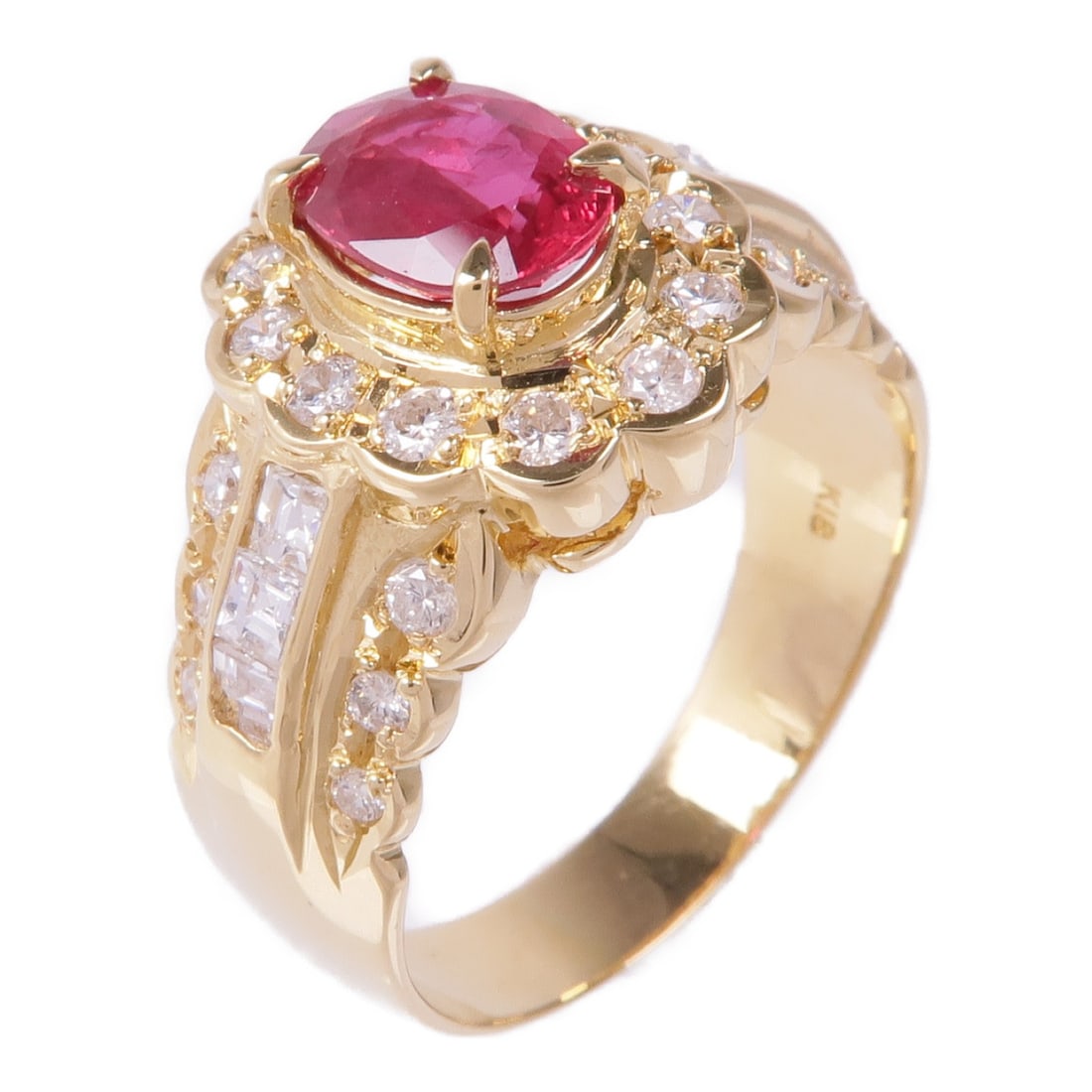 JEWELRY Ruby Ring in 18K Yellow Gold Size 7.25: JEWELRY Ruby Ring in 18K Yellow Gold Size 7.25 This exquisite ring features a vibrant ruby set in luxurious 18K yellow gold, showcasing a stunning blend of color and elegance. With a ring size of 7.25