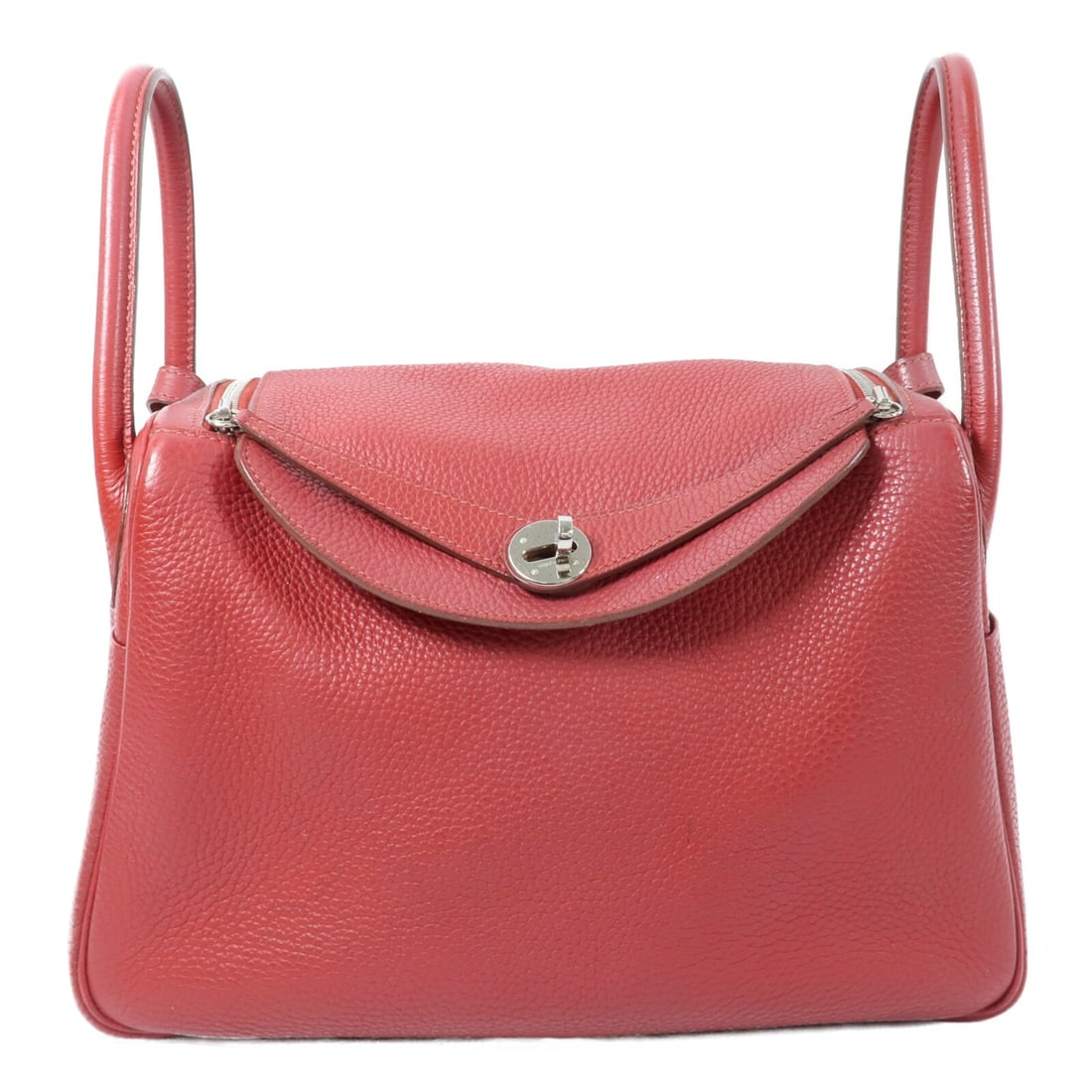 Hermes Lindy 30 Red Taurillon Clemence Shoulder Bag: Hermes Lindy 30 Red Taurillon Clemence Shoulder Bag This Hermes Lindy 30 is a versatile 2-way shoulder bag crafted from red Taurillon Clemence calfskin leather. Designed for women, it features a regul