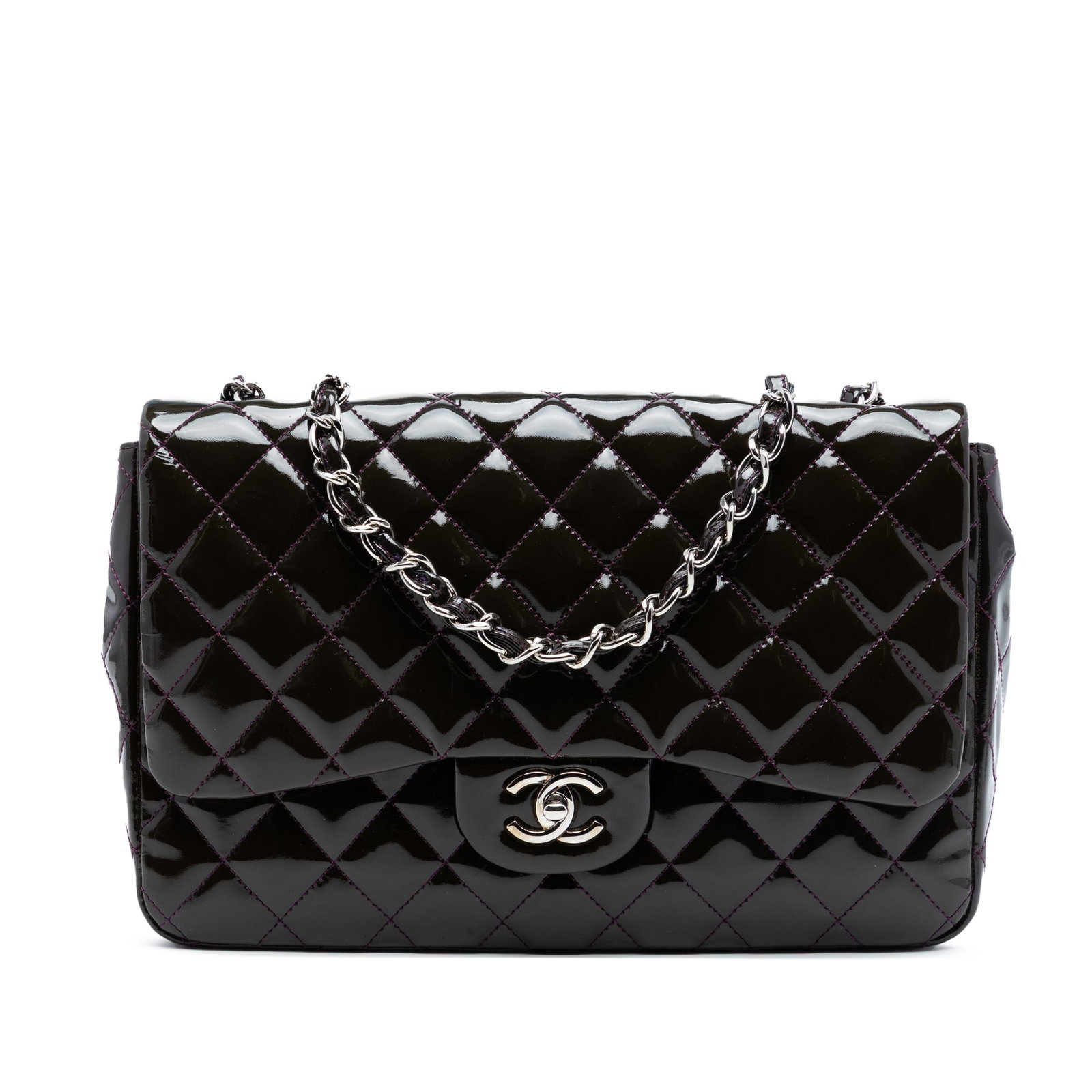 Chanel Jumbo Classic Patent Purple Flap Bag: Chanel Jumbo Classic Patent Purple Flap Bag This Chanel Jumbo Classic Patent Single Flap shoulder bag is crafted from quilted purple patent leather and features a leather-woven chain strap, a front fl