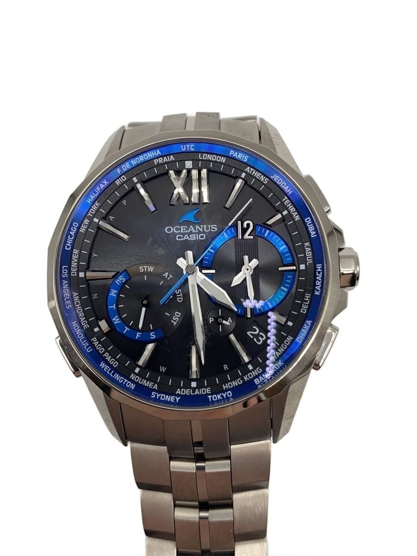 Casio Oceanus Men's Black Wristwatch 0CW-S3400: Casio Oceanus Men's Black Wristwatch 0CW-S3400 This Casio Oceanus OCW-S3400 men's wristwatch features a black design and is crafted in Japan. It shows slight signs of use and is in pre-owned condition