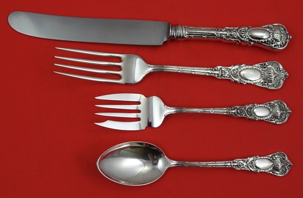 Durgin Empire Sterling Silver 4-Piece Place Setting: Durgin Empire Sterling Silver 4-Piece Place Setting Enhance your dining experience with this exquisite 4-piece place setting in the Empire pattern by Durgin. Crafted from high-quality sterling silver,
