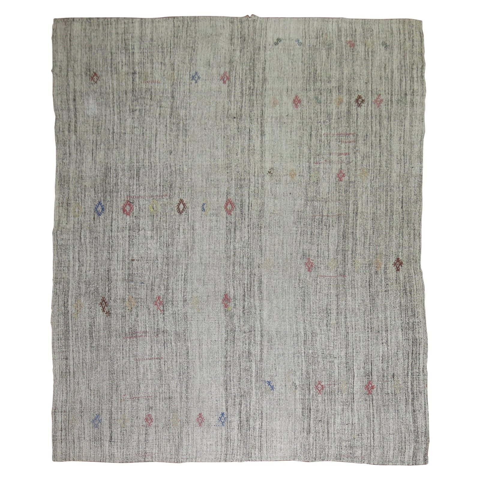 Mid Century Turkish Wool Hand Knotted Kilim Rug: Mid Century Turkish Wool Hand Knotted Kilim Rug This mid-century modern Turkish kilim features a hand-knotted wool construction with an abrashed gray and silver ground. The rug is adorned with small
