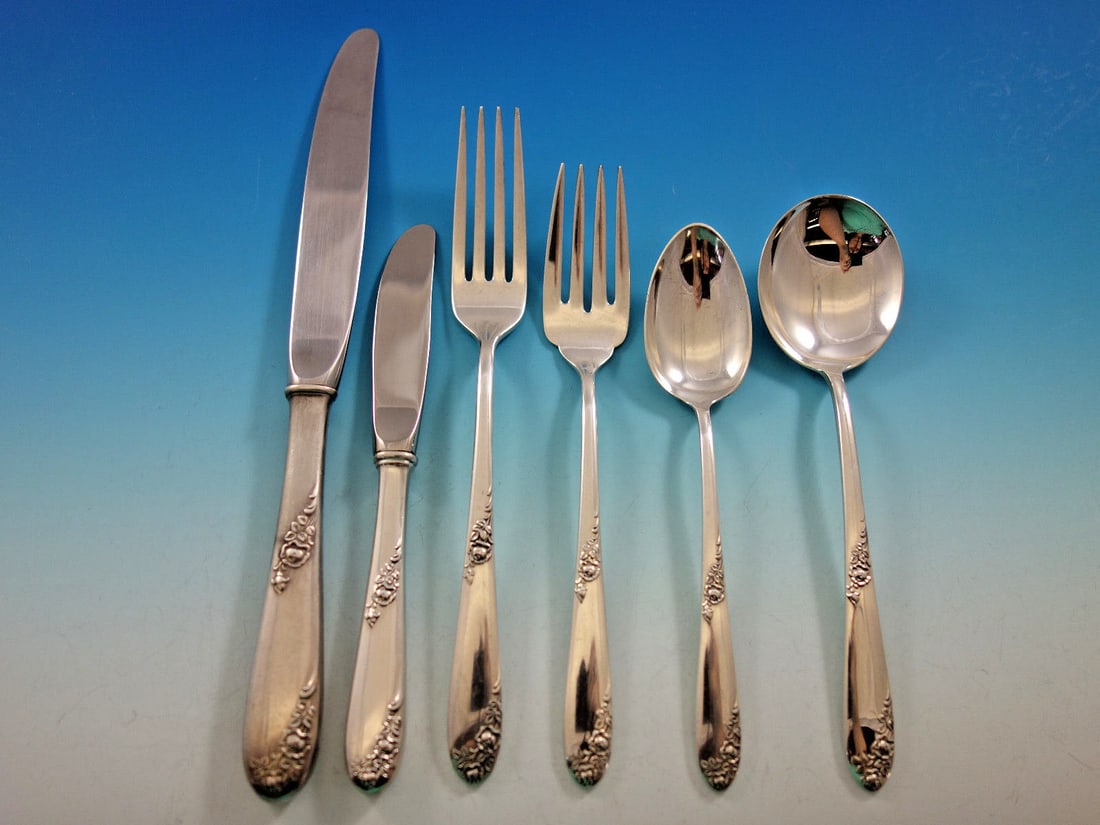 Lunt Sweetheart Rose Sterling Silver Flatware Set for 8 55 Pieces with Storage Chest: Lunt Sweetheart Rose Sterling Silver Flatware Set for 8 55 Pieces with Storage Chest Enhance your dining experience with this exquisite Sweetheart Rose Sterling Silver Flatware Set by Lunt, perfect fo
