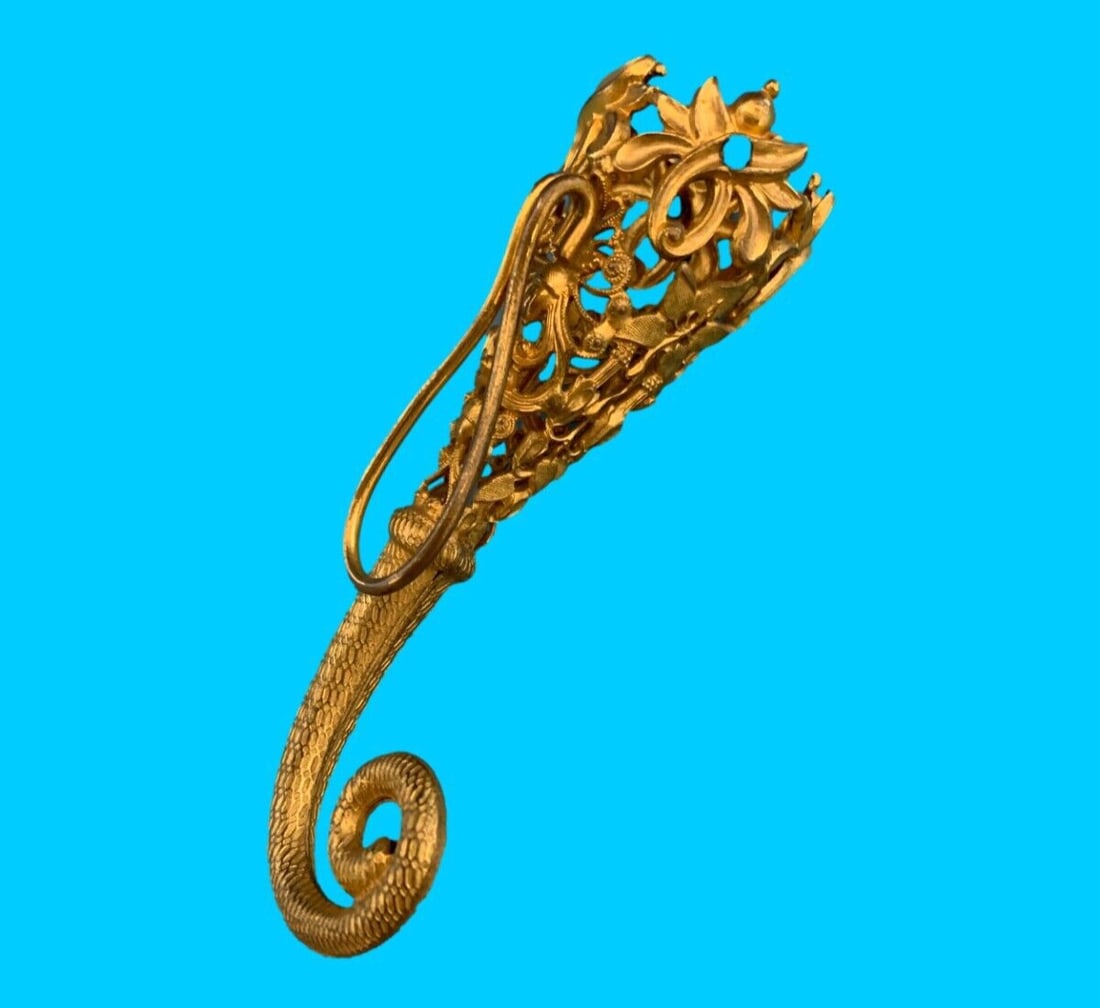 Victorian Gilt Bronze Tussie Mussie Acorn Clip Mini Posy Holder (1 of 4)