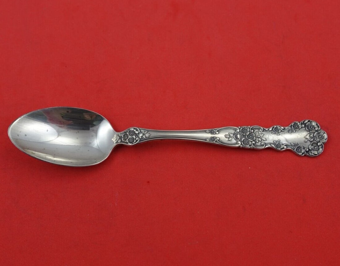 Gorham Buttercup Sterling Silver 4 O'Clock Spoon Rare 5 1/4 Inch Heirloom: Gorham Buttercup Sterling Silver 4 O'Clock Spoon Rare 5 1/4 Inch Heirloom This exquisite Buttercup 4 O'Clock Spoon by Gorham is a stunning example of sterling silver craftsmanship from the late 19th c