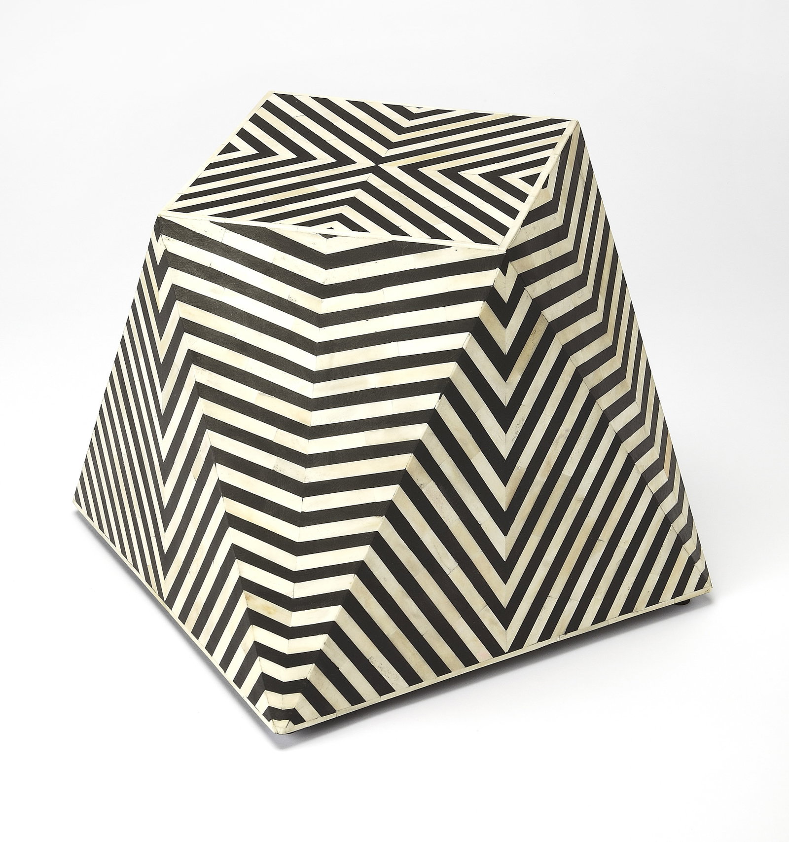 Butler Artisan Black Bone Inlay Bunching End Table: Butler Artisan Black Bone Inlay Bunching End Table This stunning artisan-crafted bunching end table combines elegance and functionality. Hand-crafted with a striking black bone inlay finish, it adds a