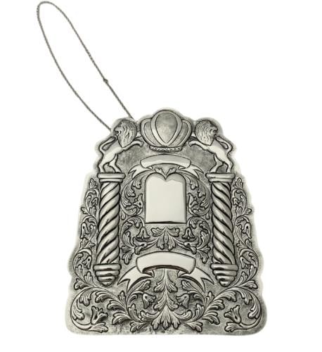 Exquisite 925 Sterling Silver Handmade Lion Crown Torah Breastplate: Exquisite 925 Sterling Silver Handmade Lion Crown Torah Breastplate This exquisite 925 sterling silver Torah breastplate showcases a stunning handmade chased swirl lion crown design. The piece feature