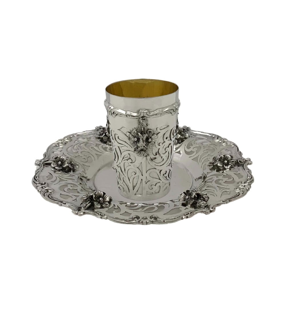 Handmade 925 Sterling Silver Floral Applique Cup & Tray Set: Handmade 925 Sterling Silver Floral Applique Cup & Tray Set This exquisite 925 Sterling Silver cup and tray set showcases a stunning handmade design with fluted open swirl and chased floral applique d