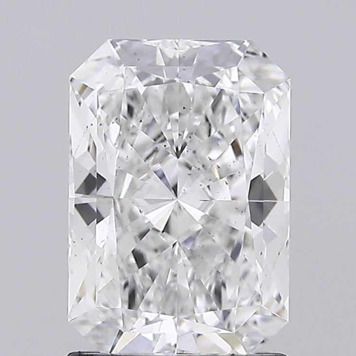 Loose Diamond - RADIANT 1.52ct E SI1: Loose Diamond - RADIANT 1.52ct E SI1 Source: This is a real non-mined Diamond that has been grown in a lab Shape: RADIANT Carats: 1.52 Color: E Clarity: SI1 Certification: IGI Video: