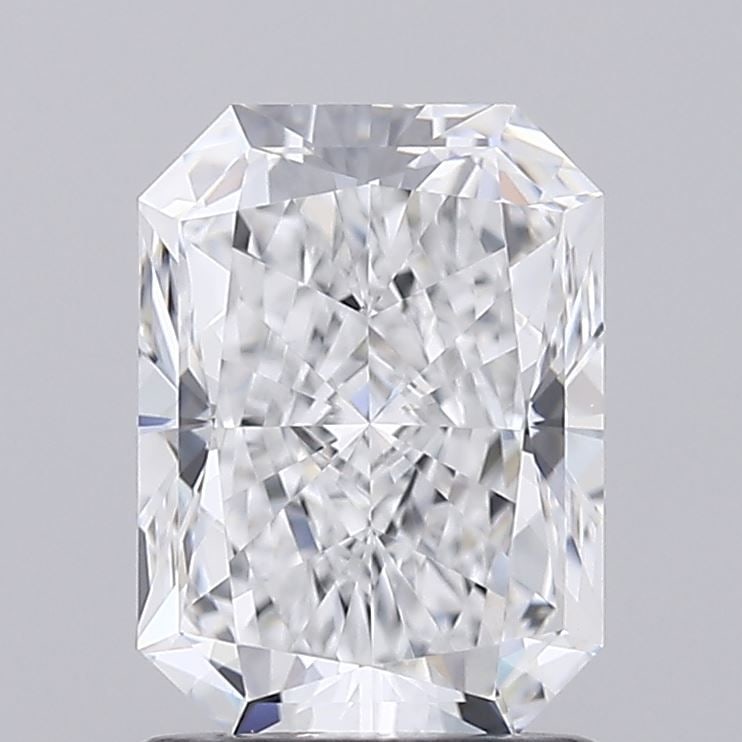 Loose Diamond - RADIANT 1.42ct D VS1: Loose Diamond - RADIANT 1.42ct D VS1 Source: This is a real non-mined Diamond that has been grown in a lab Shape: RADIANT Carats: 1.42 Color: D Clarity: VS1 Certification: IGI Video: