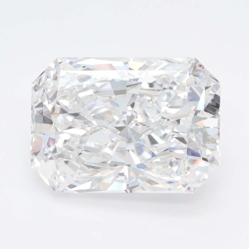 Loose Diamond - RADIANT 3.03ct D VVS1: Loose Diamond - RADIANT 3.03ct D VVS1 Source: This is a real non-mined Diamond that has been grown in a lab Shape: RADIANT Carats: 3.03 Color: D Clarity: VVS1 Certification: IGI Video: