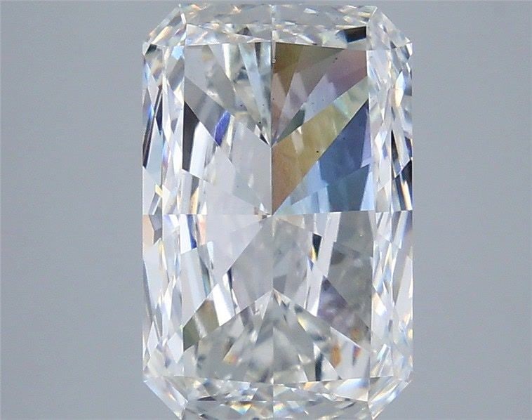 Loose Diamond - RADIANT 4.01ct F VS2: Loose Diamond - RADIANT 4.01ct F VS2 Source: This is a real non-mined Diamond that has been grown in a lab Shape: RADIANT Carats: 4.01 Color: F Clarity: VS2 Certification: IGI Video: