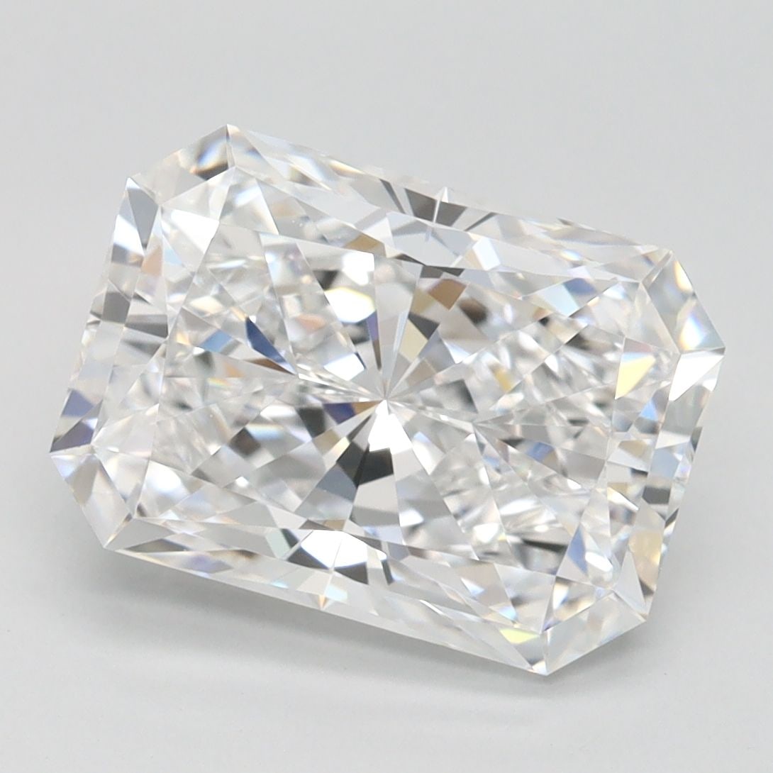 Loose Diamond - RADIANT 3.12ct D FL: Loose Diamond - RADIANT 3.12ct D FL Source: This is a real non-mined Diamond that has been grown in a lab Shape: RADIANT Carats: 3.12 Color: D Clarity: FL Certification: IGI Video: