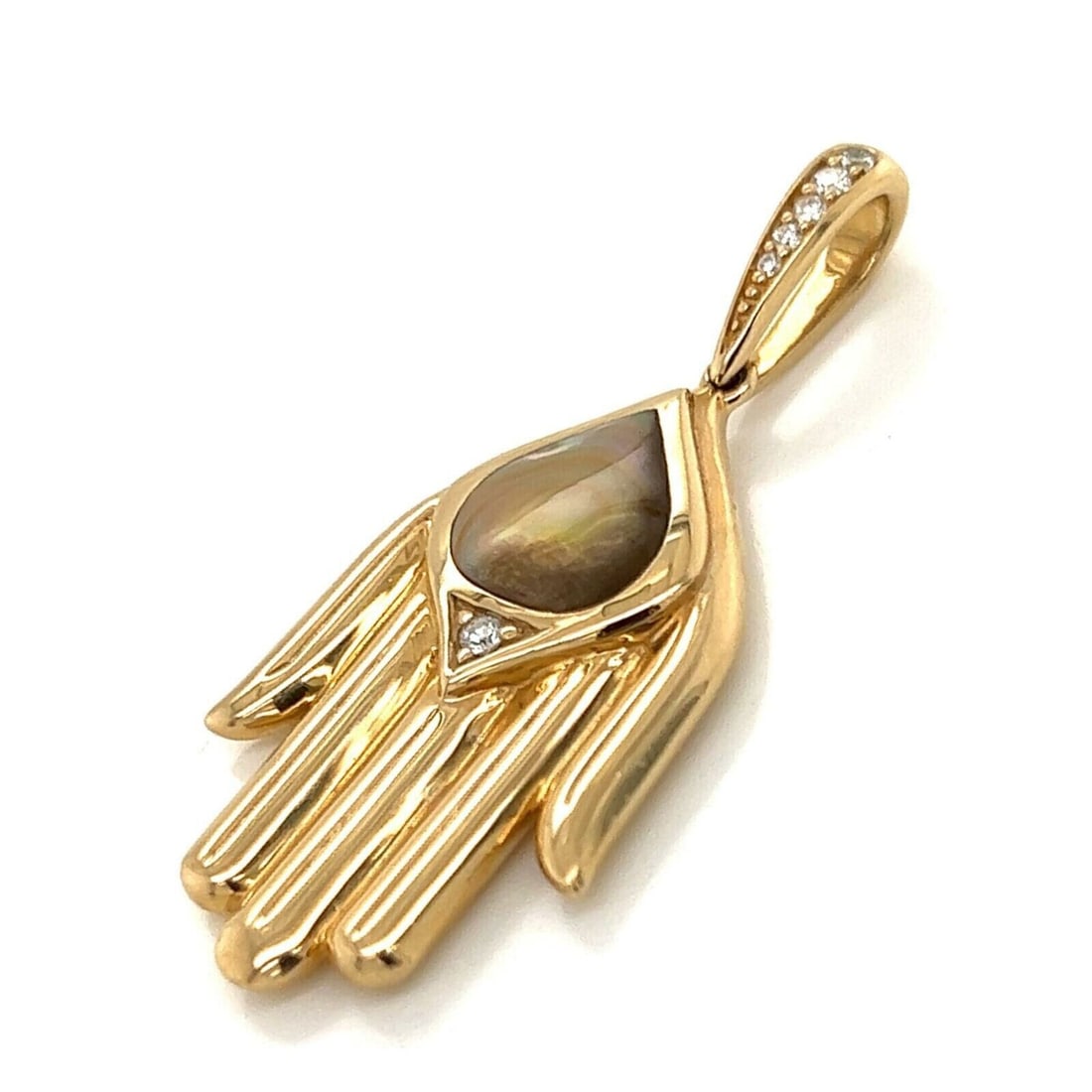 Kabana Hamsa 14k Yellow Gold Diamond Mother of Pearl Pendant: Kabana Hamsa 14k Yellow Gold Diamond Mother of Pearl Pendant This Kabana pendant is crafted from 14k yellow gold and showcases a Hamsa (Hand of Fatima) motif, symbolizing protection and good fortune. 