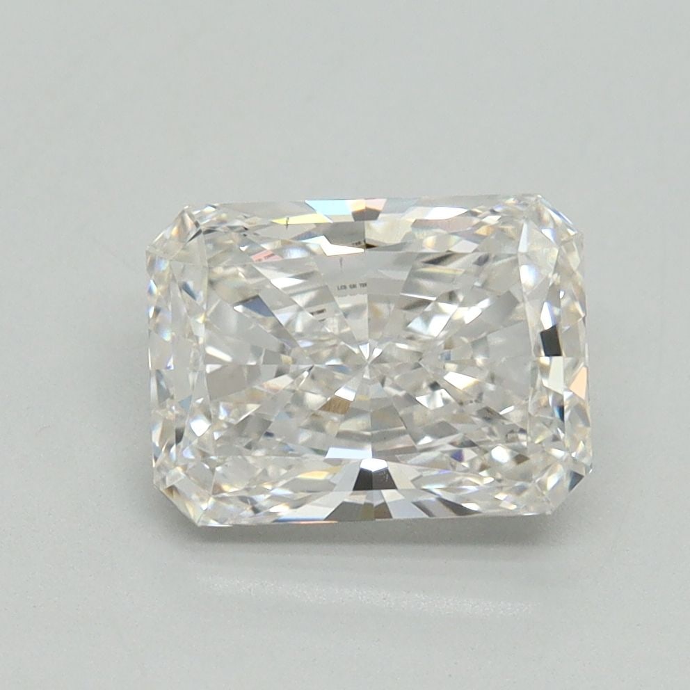 Loose Diamond - RADIANT 2.01ct F VS1: Loose Diamond - RADIANT 2.01ct F VS1 Source: This is a real non-mined Diamond that has been grown in a lab Shape: RADIANT Carats: 2.01 Color: F Clarity: VS1 Certification: GSI Video: