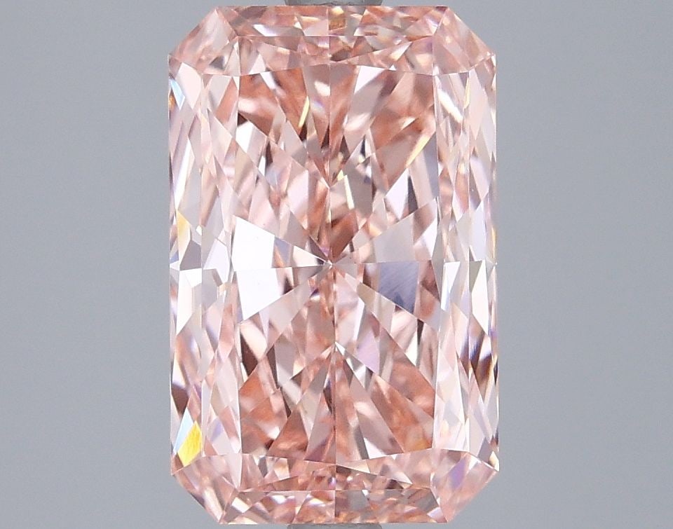 Loose Diamond - RADIANT 3.01ct Fancy Vivid Pink VS1: Loose Diamond - RADIANT 3.01ct Fancy Vivid Pink VS1 Source: This is a real non-mined Diamond that has been grown in a lab Shape: RADIANT Carats: 3.01 Color: Fancy Vivid Pink Certification: IGI Video: