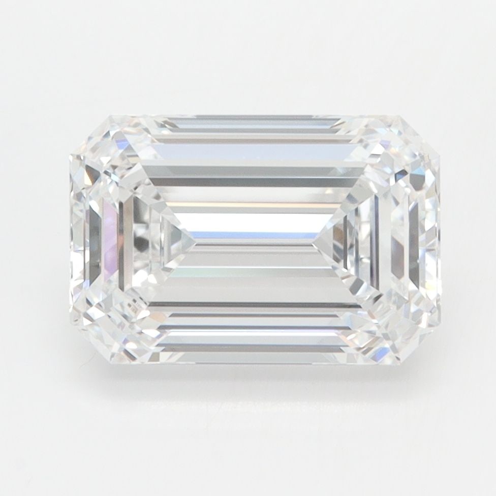 Loose Diamond - EMERALD 3.0ct D IF: Loose Diamond - EMERALD 3.0ct D IF Source: This is a real non-mined Diamond that has been grown in a lab Shape: EMERALD Carats: 3.0 Color: D Clarity: IF Certification: IGI Video: