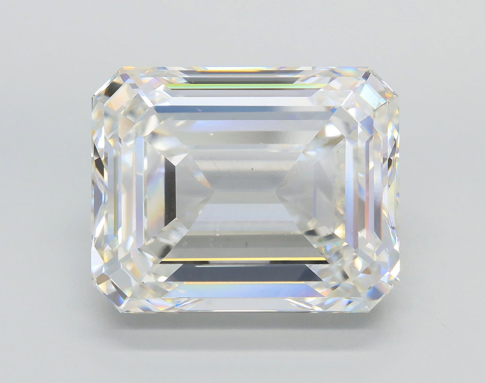 Loose Diamond - EMERALD 20.03ct G VS2: Loose Diamond - EMERALD 20.03ct G VS2 Source: This is a real non-mined Diamond that has been grown in a lab Shape: EMERALD Carats: 20.03 Color: G Clarity: VS2 Certification: IGI Video: Video Link
