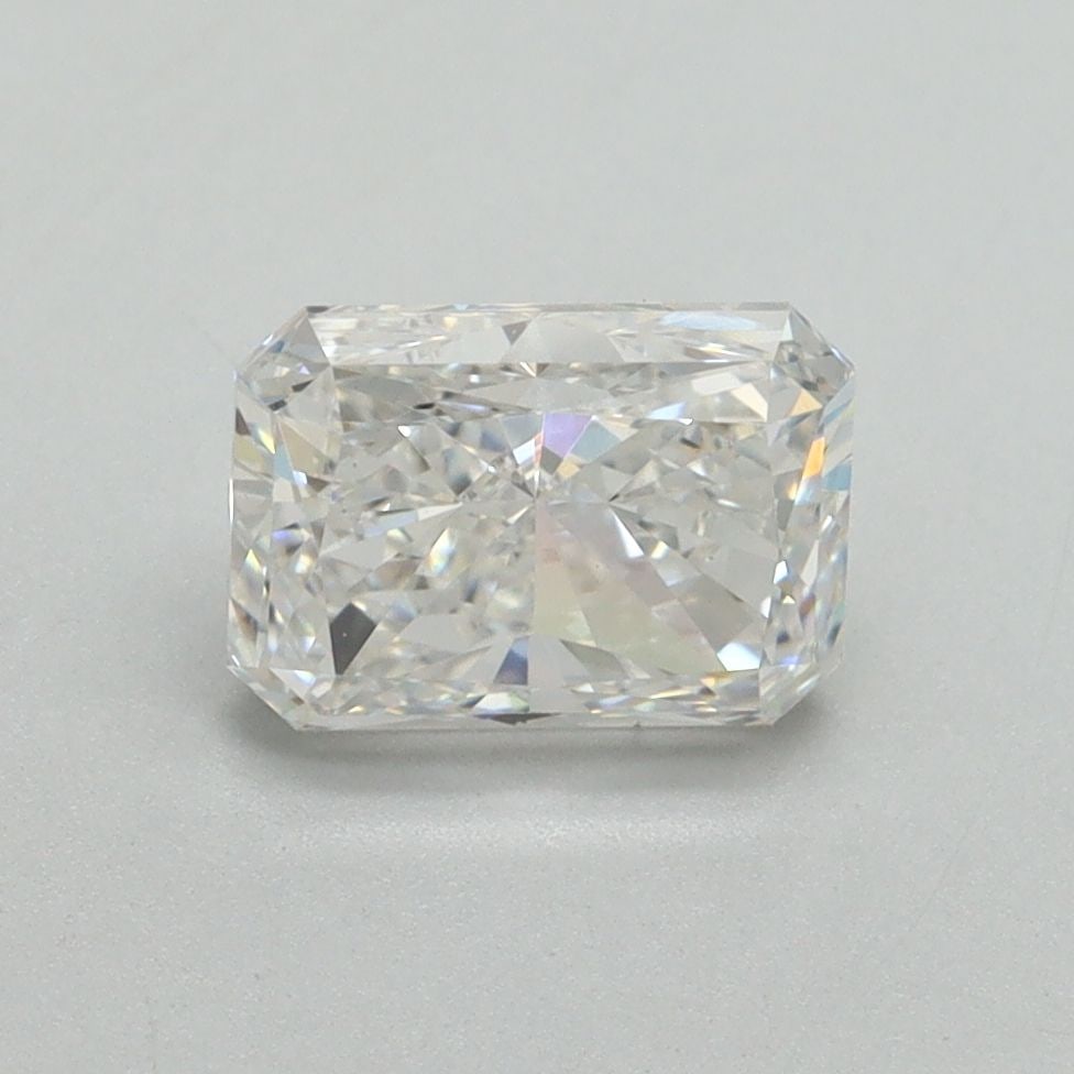 Loose Diamond - RADIANT 1.59ct E VS1: Loose Diamond - RADIANT 1.59ct E VS1 Source: This is a real non-mined Diamond that has been grown in a lab Shape: RADIANT Carats: 1.59 Color: E Clarity: VS1 Certification: NONE Video: Video Link