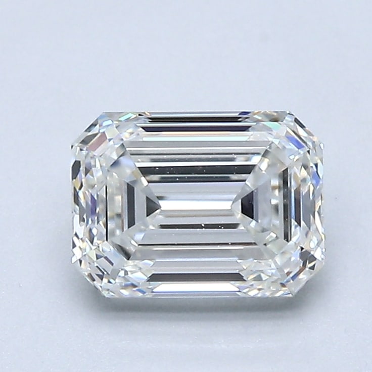 Loose Diamond - EMERALD 1.31ct H VS2: Loose Diamond - EMERALD 1.31ct H VS2 Source: Natural Mined Diamond Shape: EMERALD Carats: 1.31 Color: H Clarity: VS2 Certification: GIA Condition: Pre-Owned PLEASE NOTE: Framed, Large, or heavy items 