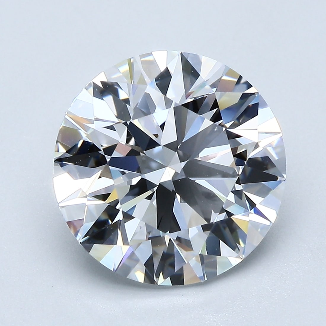 Loose Diamond - Round 5ct D VVS2: Loose Diamond - Round 5ct D VVS2 Source: Natural Mined Diamond Shape: Round Carats: 5 Color: D Clarity: VVS2 Certification: GIA Condition: Pre-Owned PLEASE NOTE: Framed, Large, or heavy items do not h