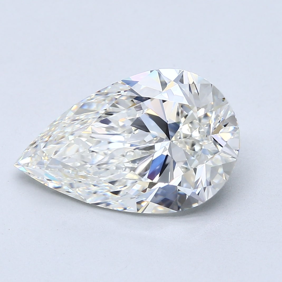 Loose Diamond - PEAR 5.01ct I VVS2: Loose Diamond - PEAR 5.01ct I VVS2 Source: Natural Mined Diamond Shape: PEAR Carats: 5.01 Color: I Clarity: VVS2 Certification: GIA Condition: Pre-Owned PLEASE NOTE: Framed, Large, or heavy items do n
