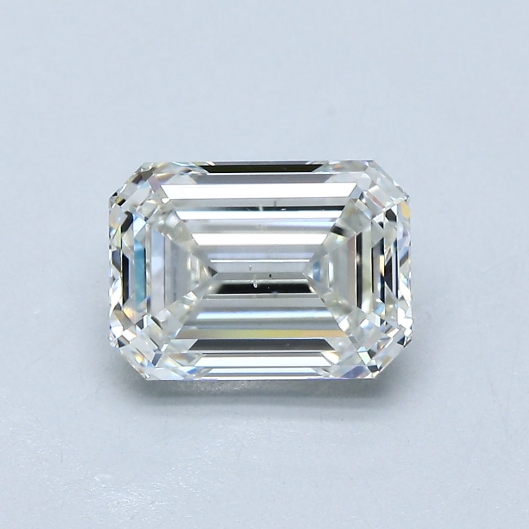 Loose Diamond - EMERALD 2.01ct I SI1: Loose Diamond - EMERALD 2.01ct I SI1 Source: Natural Mined Diamond Shape: EMERALD Carats: 2.01 Color: I Clarity: SI1 Certification: GIA Condition: Pre-Owned PLEASE NOTE: Framed, Large, or heavy items 