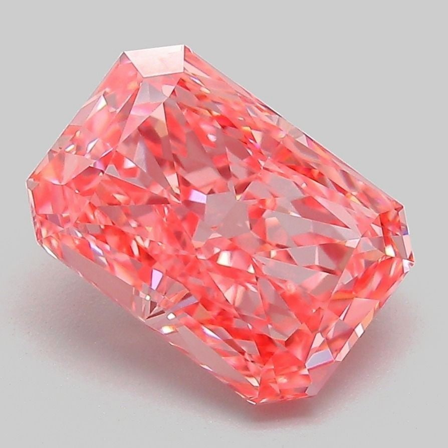 Loose Diamond - RADIANT 3.1ct Fancy Vivid Pink VVS2: Loose Diamond - RADIANT 3.1ct Fancy Vivid Pink VVS2 Source: This is a real non-mined Diamond that has been grown in a lab Shape: RADIANT Carats: 3.1 Color: Fancy Vivid Pink Certification: IGI Video: