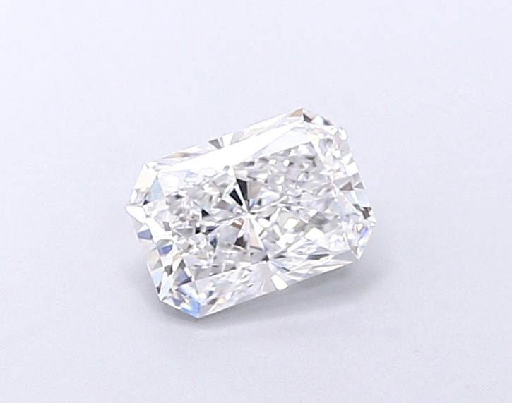 Loose Diamond - RADIANT 1.52ct D VVS1: Loose Diamond - RADIANT 1.52ct D VVS1 Source: This is a real non-mined Diamond that has been grown in a lab Shape: RADIANT Carats: 1.52 Color: D Clarity: VVS1 Certification: IGI Video: