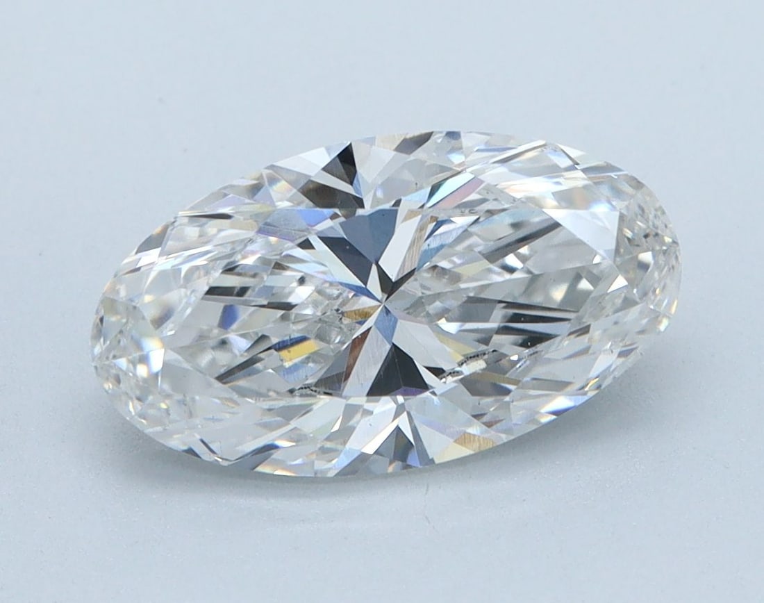 Loose Diamond - OVAL 2.01ct F VS1: Loose Diamond - OVAL 2.01ct F VS1 Source: This is a real non-mined Diamond that has been grown in a lab Shape: OVAL Carats: 2.01 Color: F Clarity: VS1 Certification: IGI PLEASE NOTE: Framed, Large, or