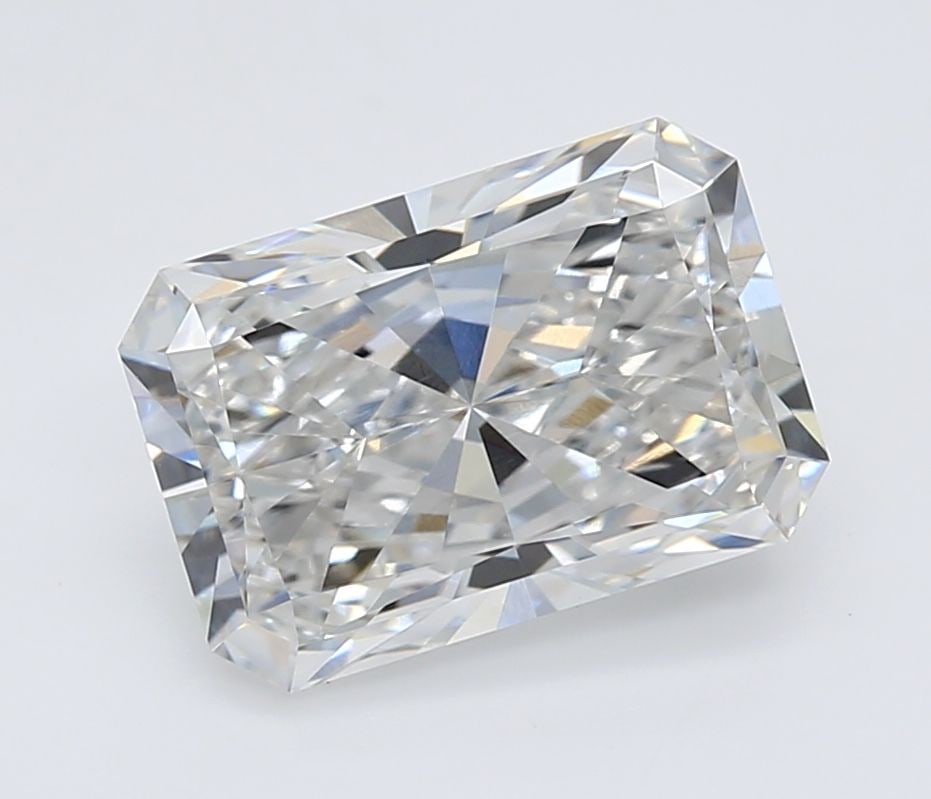 Loose Diamond - RADIANT 2.59ct F VVS2: Loose Diamond - RADIANT 2.59ct F VVS2 Source: This is a real non-mined Diamond that has been grown in a lab Shape: RADIANT Carats: 2.59 Color: F Clarity: VVS2 Certification: GIA Video: