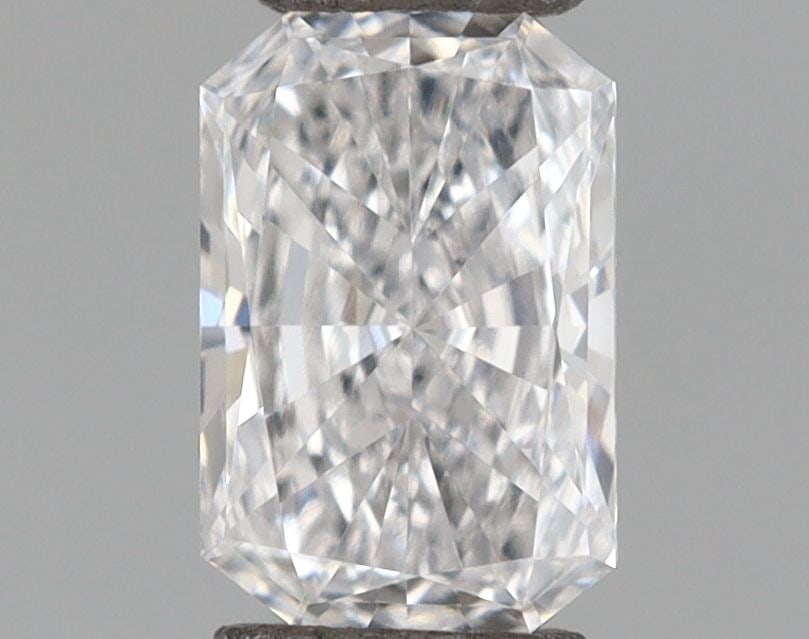 Loose Diamond - RADIANT 0.32ct E VVS2 (1 of 1)