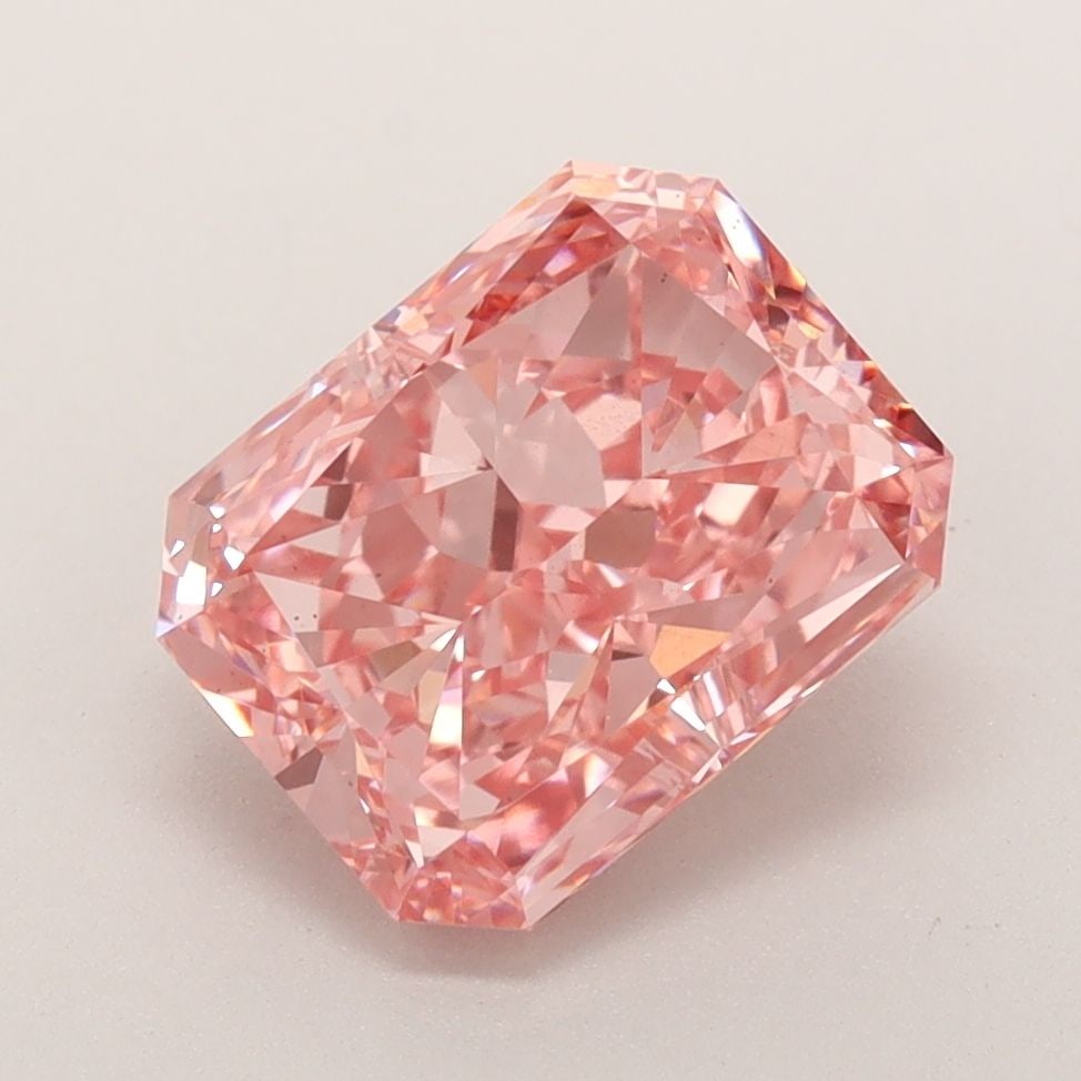 Loose Diamond - RADIANT 3.18ct Fancy Vivid Pink VS2: Loose Diamond - RADIANT 3.18ct Fancy Vivid Pink VS2 Source: This is a real non-mined Diamond that has been grown in a lab Shape: RADIANT Carats: 3.18 Color: Fancy Vivid Pink Certification: IGI Video: