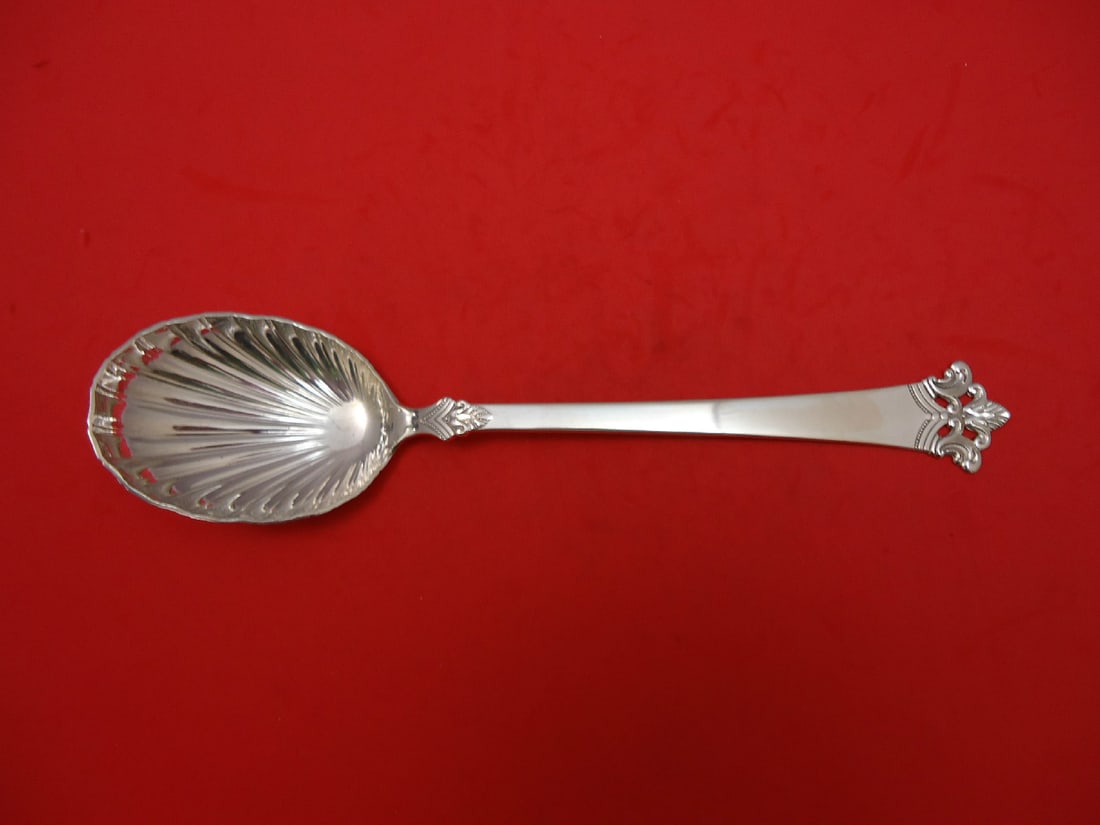 Th. Olsens Anitra .830 Silver Berry Serving Spoon 9 3/8": Th. Olsens Anitra .830 Silver Berry Serving Spoon 9 3/8" This exquisite serving spoon features the elegant Anitra pattern by Th. Olsens, crafted from .830 silver. Measuring 9 3/8 inches in length, thi