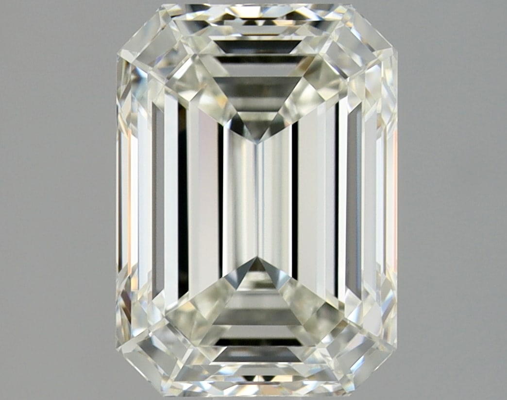 Loose Diamond - EMERALD 2.02ct J IF: Loose Diamond - EMERALD 2.02ct J IF Source: Natural Mined Diamond Shape: EMERALD Carats: 2.02 Color: J Clarity: IF Certification: GIA Condition: Pre-Owned PLEASE NOTE: Framed, Large, or heavy items do