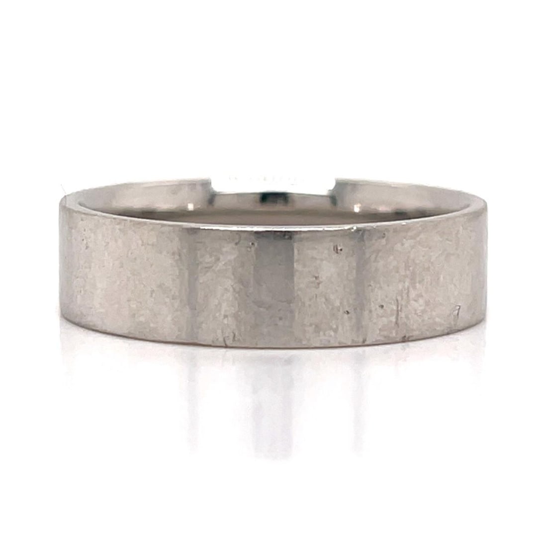 13.3 Gram Platinum Ring Size 10 (1 of 3)