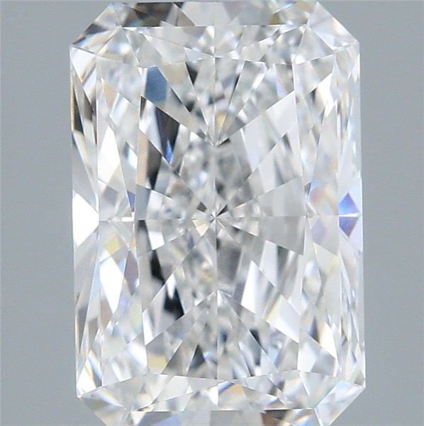 Loose Diamond - RADIANT 3.04ct D VVS2: Loose Diamond - RADIANT 3.04ct D VVS2 Source: This is a real non-mined Diamond that has been grown in a lab Shape: RADIANT Carats: 3.04 Color: D Clarity: VVS2 Certification: IGI Video: