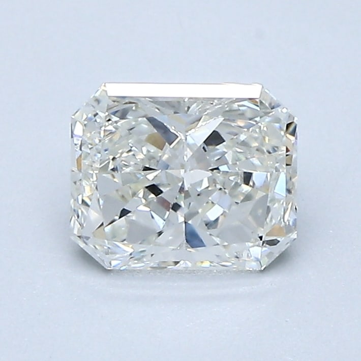 Loose Diamond - RADIANT 0.9ct I VS1: Loose Diamond - RADIANT 0.9ct I VS1 Source: Natural Mined Diamond Shape: RADIANT Carats: 0.9 Color: I Clarity: VS1 Certification: GIA Condition: Pre-Owned PLEASE NOTE: Framed, Large, or heavy items do