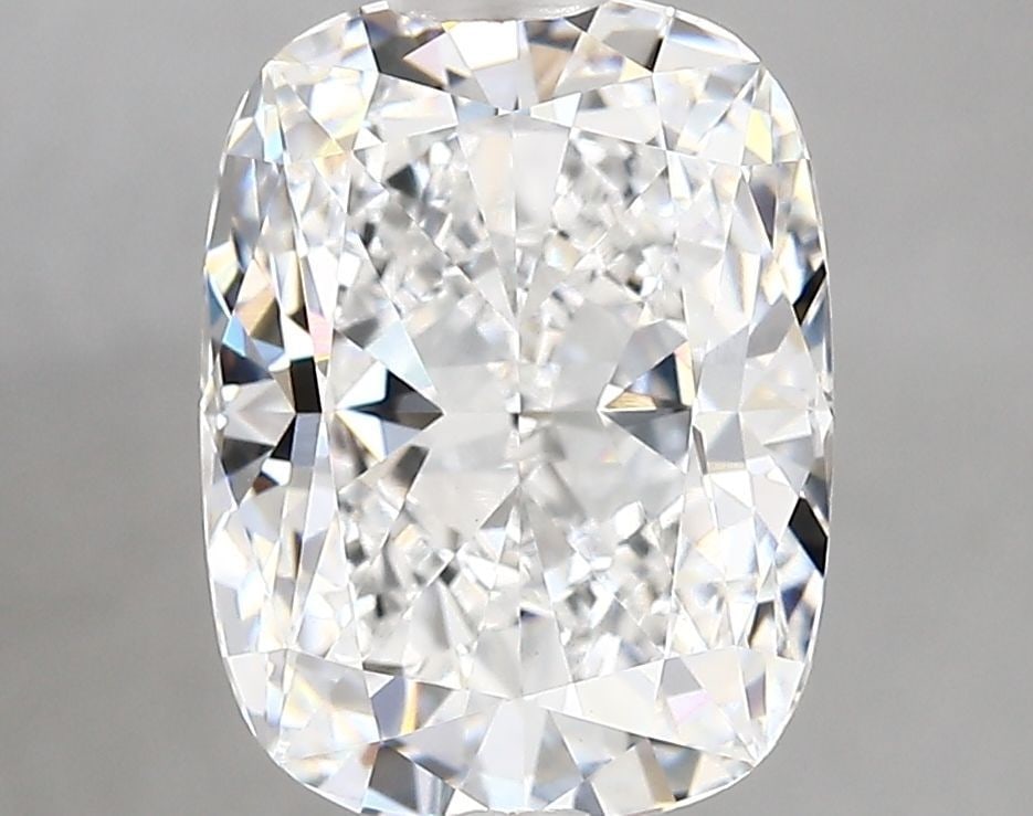 Loose Diamond - CUSHION MODIFIED 3.79ct D VVS2: Loose Diamond - CUSHION MODIFIED 3.79ct D VVS2 Source: This is a real non-mined Diamond that has been grown in a lab Shape: CUSHION MODIFIED Carats: 3.79 Color: D Clarity: VVS2 Certification: IGI Vide