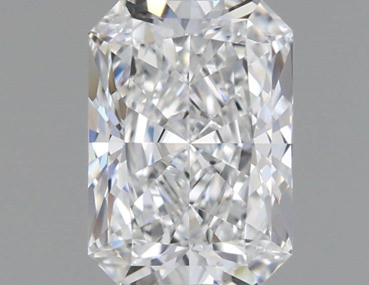 Loose Diamond - RADIANT 1.02ct E VVS1: Loose Diamond - RADIANT 1.02ct E VVS1 Source: This is a real non-mined Diamond that has been grown in a lab Shape: RADIANT Carats: 1.02 Color: E Clarity: VVS1 Certification: IGI Video: