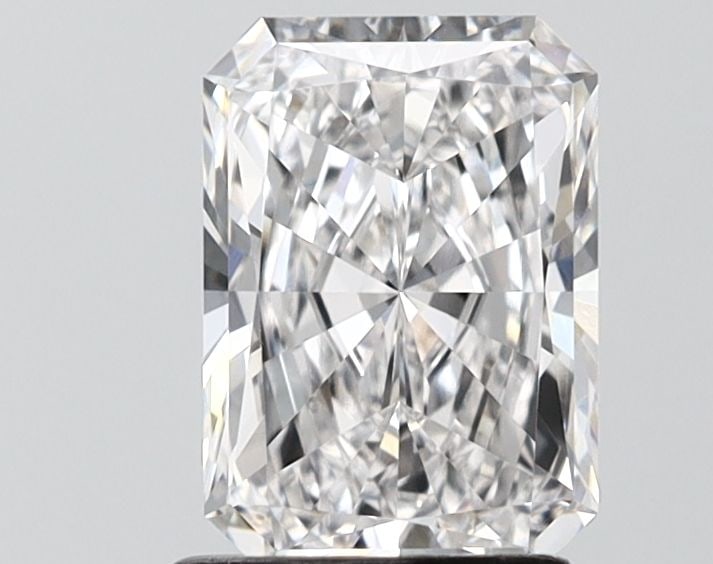 Loose Diamond - RADIANT 1.55ct E VVS1: Loose Diamond - RADIANT 1.55ct E VVS1 Source: This is a real non-mined Diamond that has been grown in a lab Shape: RADIANT Carats: 1.55 Color: E Clarity: VVS1 Certification: IGI Video: