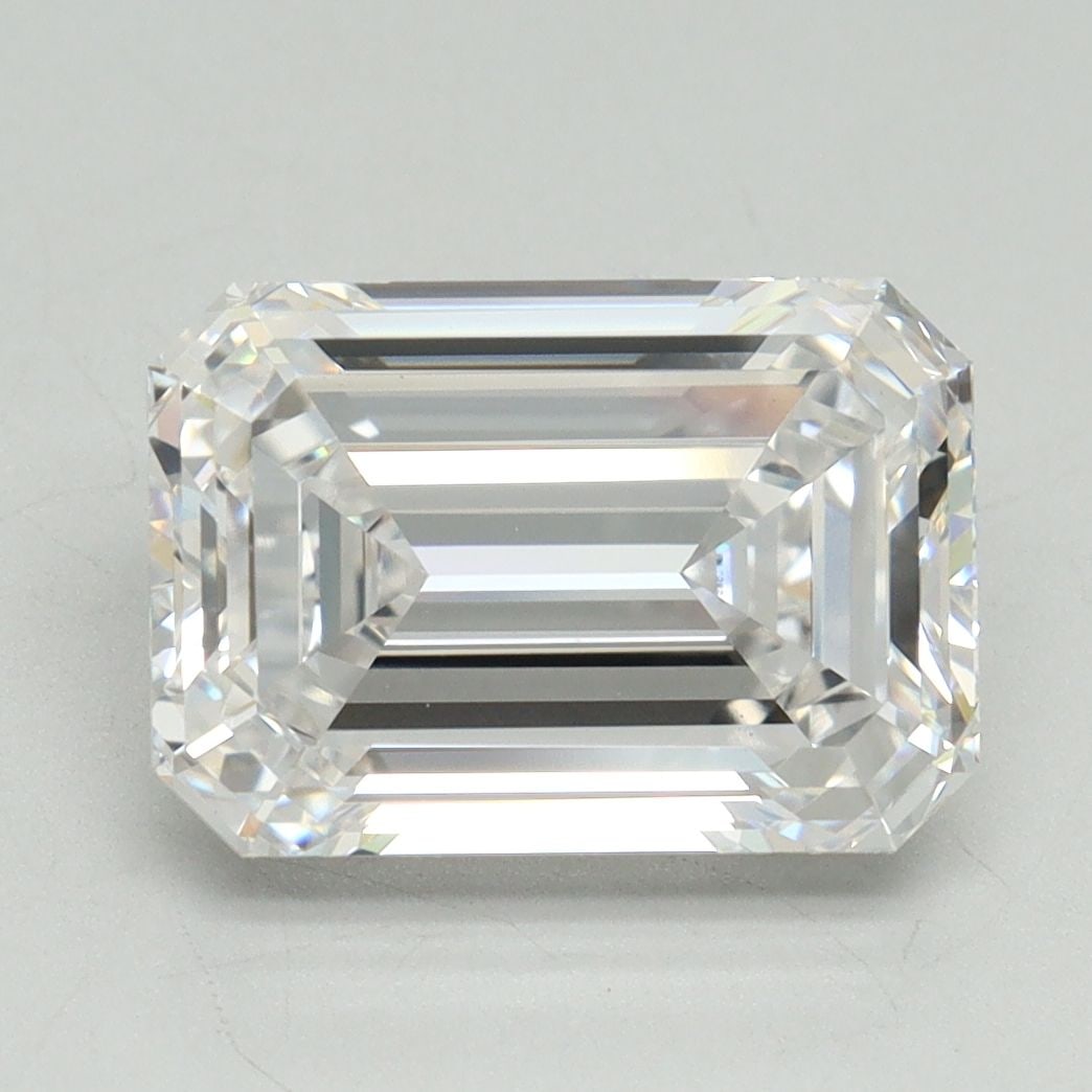 Loose Diamond - EMERALD 4.19ct D VVS2: Loose Diamond - EMERALD 4.19ct D VVS2 Source: This is a real non-mined Diamond that has been grown in a lab Shape: EMERALD Carats: 4.19 Color: D Clarity: VVS2 Certification: IGI Video: