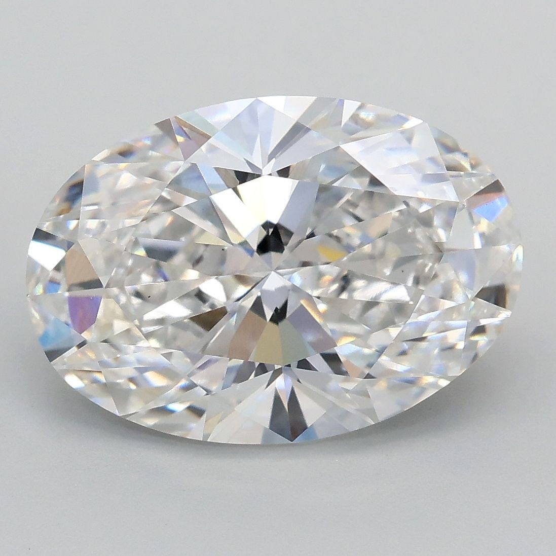 Loose Diamond - OVAL 4.07ct E VS1: Loose Diamond - OVAL 4.07ct E VS1 Source: This is a real non-mined Diamond that has been grown in a lab Shape: OVAL Carats: 4.07 Color: E Clarity: VS1 Certification: IGI PLEASE NOTE: Framed, Large, or