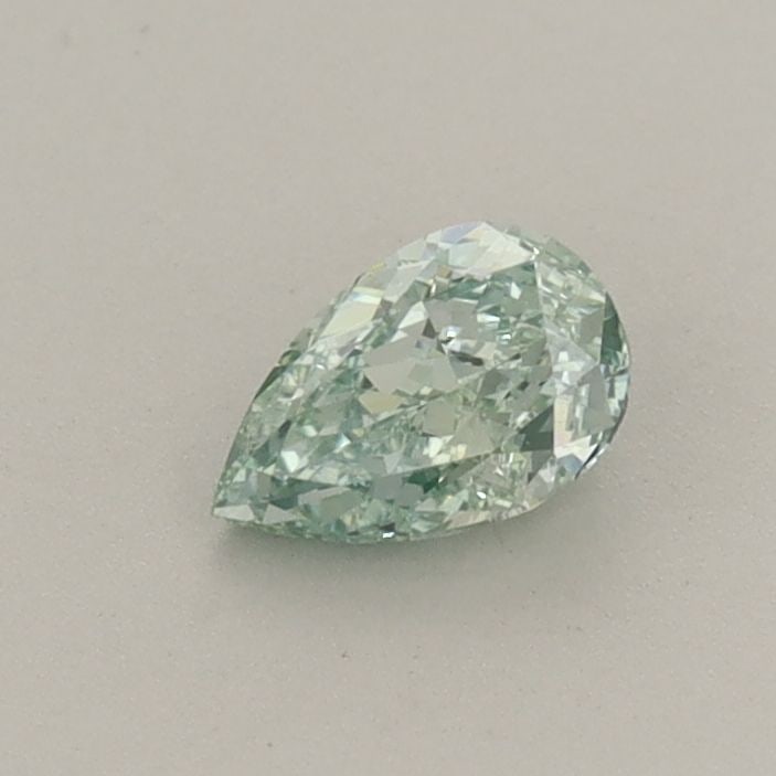 Loose Diamond - PEAR 0.37ct Fancy Vivid Green VS2: Loose Diamond - PEAR 0.37ct Fancy Vivid Green VS2 Source: This is a real non-mined Diamond that has been grown in a lab Shape: PEAR Carats: 0.37 Color: Fancy Vivid Green Certification: IGI PLEASE NOTE