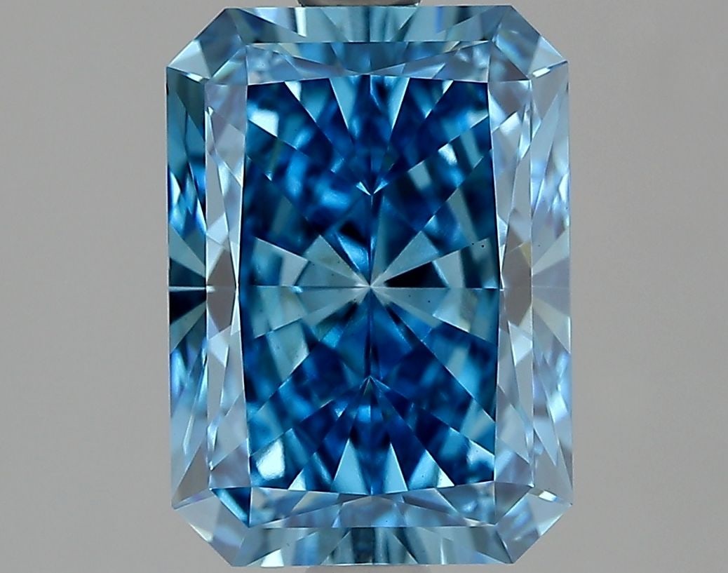 Loose Diamond - RADIANT 2.48ct Fancy Vivid Blue VS1: Loose Diamond - RADIANT 2.48ct Fancy Vivid Blue VS1 Source: This is a real non-mined Diamond that has been grown in a lab Shape: RADIANT Carats: 2.48 Color: Fancy Vivid Blue Certification: IGI Video: